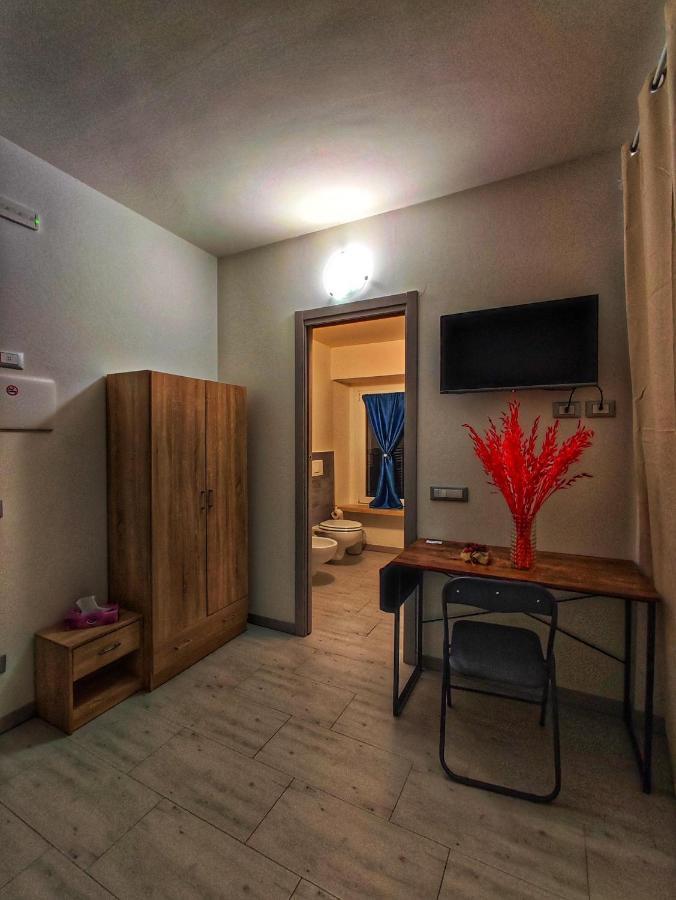 Foresteria Del Borgo Etrusco Лонато Экстерьер фото
